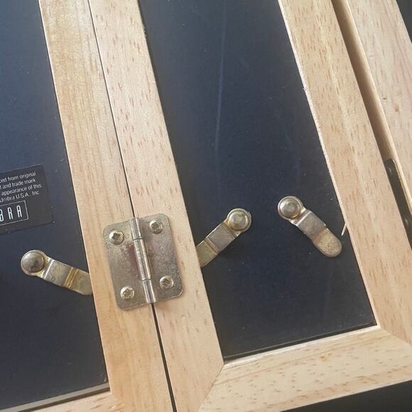 MOMENTO Bay Photo Frame‎ Trifold Brown Wood Display Memory Decor 1 3/4" x 2 3/4" - Picture 4 of 4